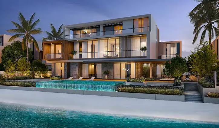 Luxury waterfront homes Dubai